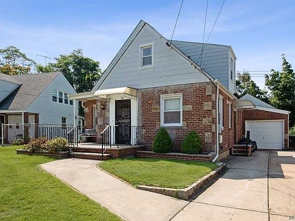 2nd image of 16 Tuxedo Ave