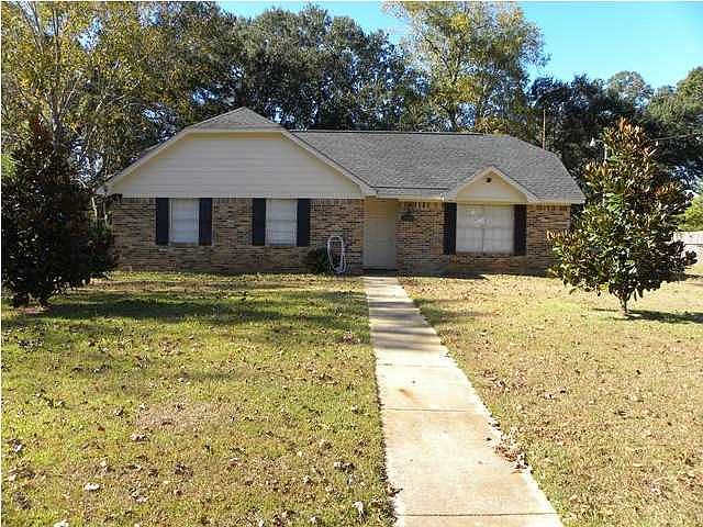2nd image of 5050 Camelot Dr