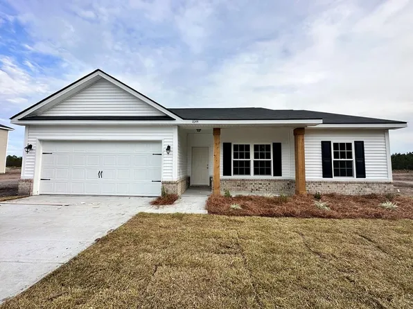 1644 SE Arnold Dr, Allenhurst, GA 31301