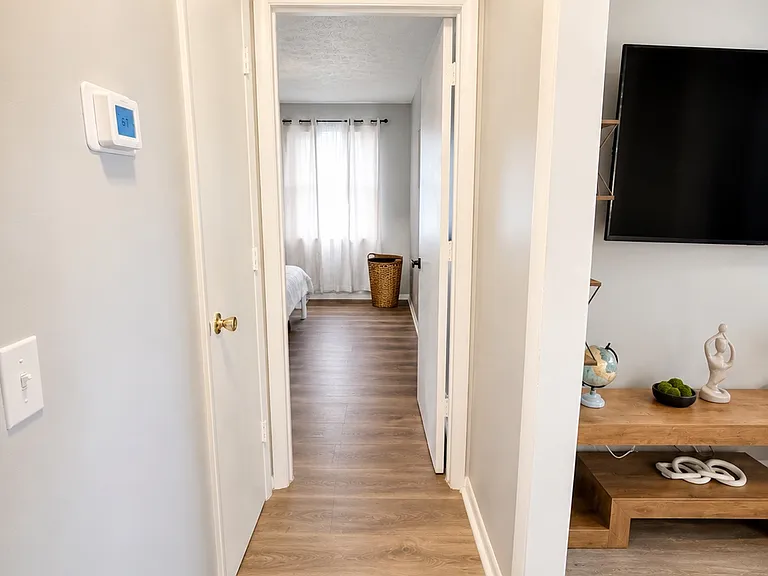 5525 Eulala Dr — Photo 5