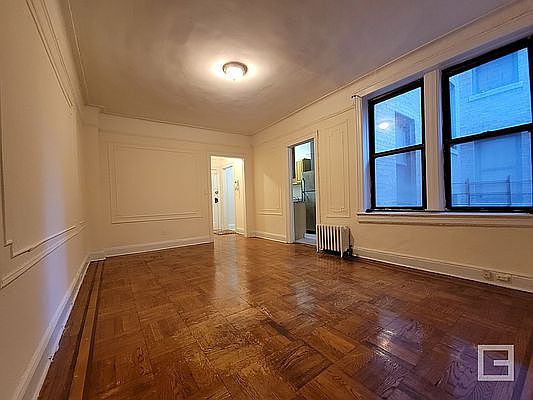 4th image of 44-15 43rd Ave #4H