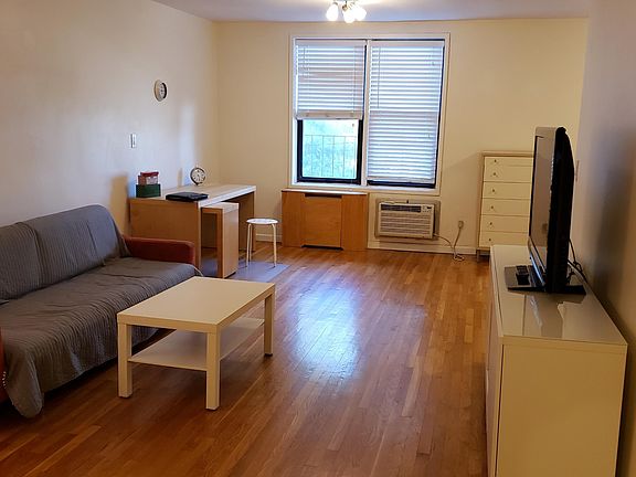 5th image of 100 Colfax Ave APT 3T