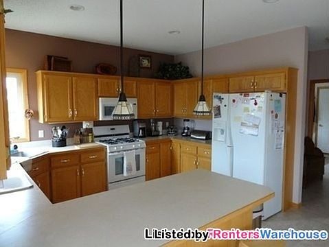 2nd image of 10012 Oakwood Ct N