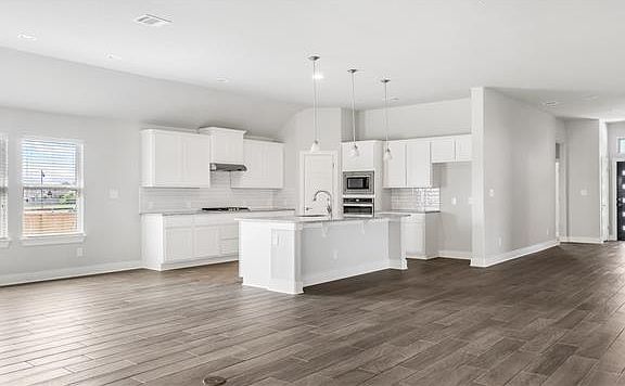 5th image of 117 Texon Dr