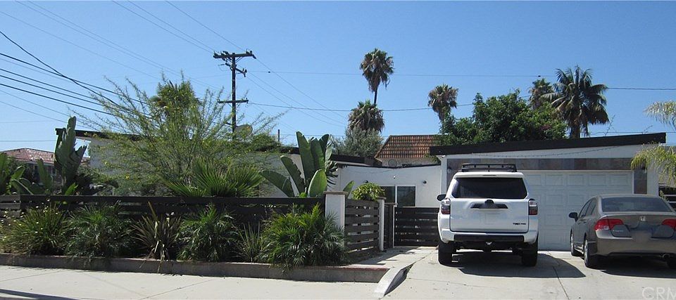 1st image of 21509 Figueroa St