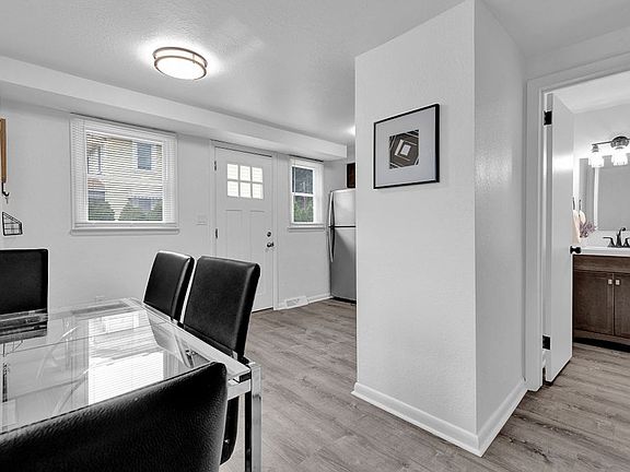 3rd image of 501-513 Sharon Rd Unit 507