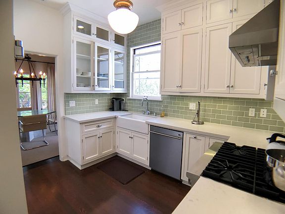 3rd image of 1330 N Harper Ave #357