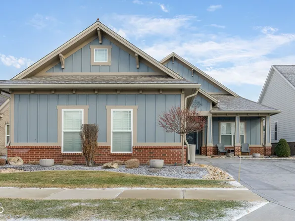 15179 Kampen Cir, Carmel, IN 46033