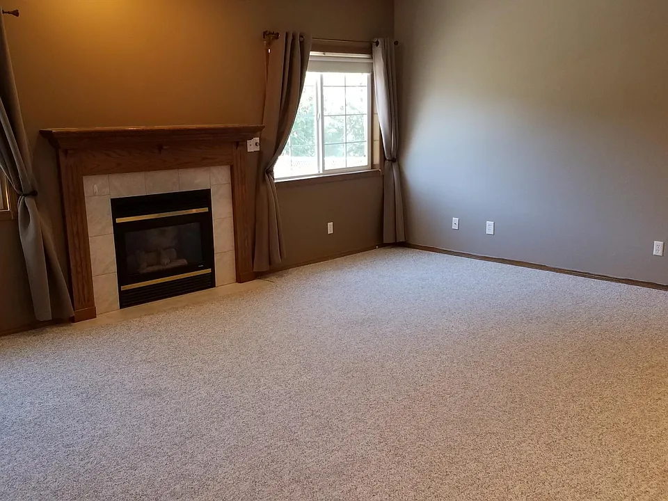 Living Room with gas fireplace