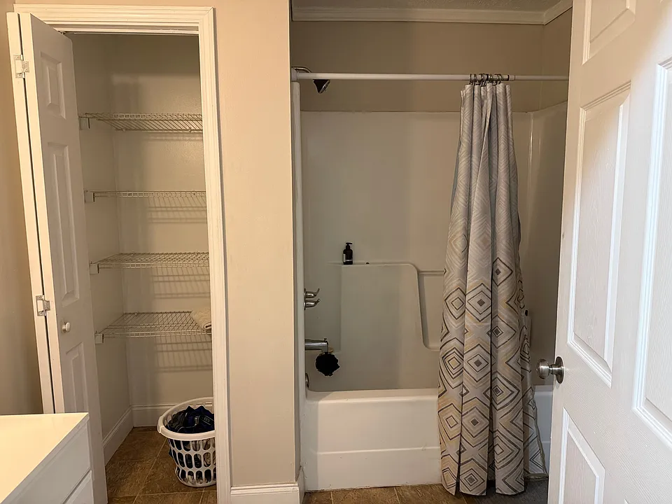 Full bathroom