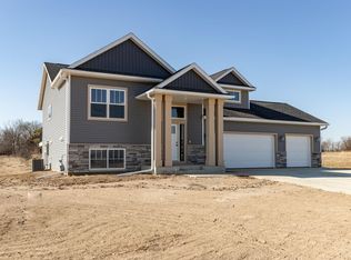 1307 18th St NE, Austin, MN 55912