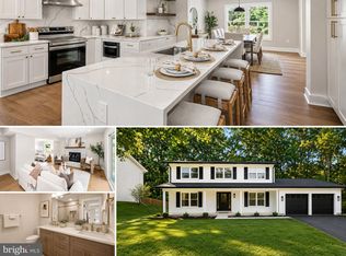 9137 Rockefeller Ln, Springfield, VA 22153