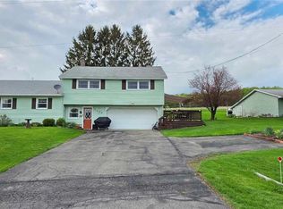 7185 Hatfield Rd, Cortland, NY 13045