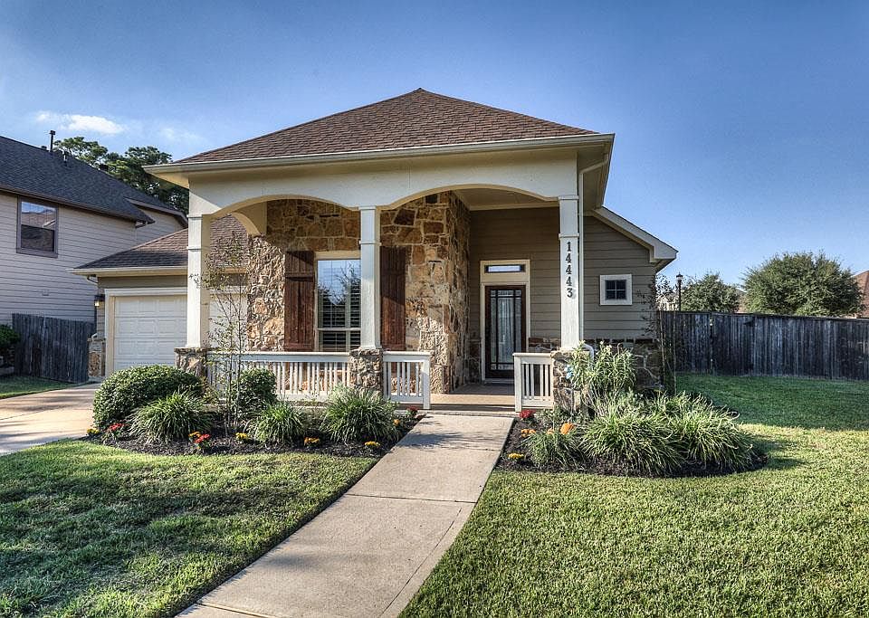1st image of 14443 Gleaming Rose Dr