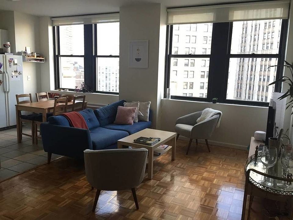 1st image of 15 Park Row APT 19M