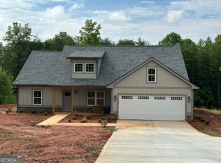 19 Hunts Ridge Dr, Cleveland, GA 30528