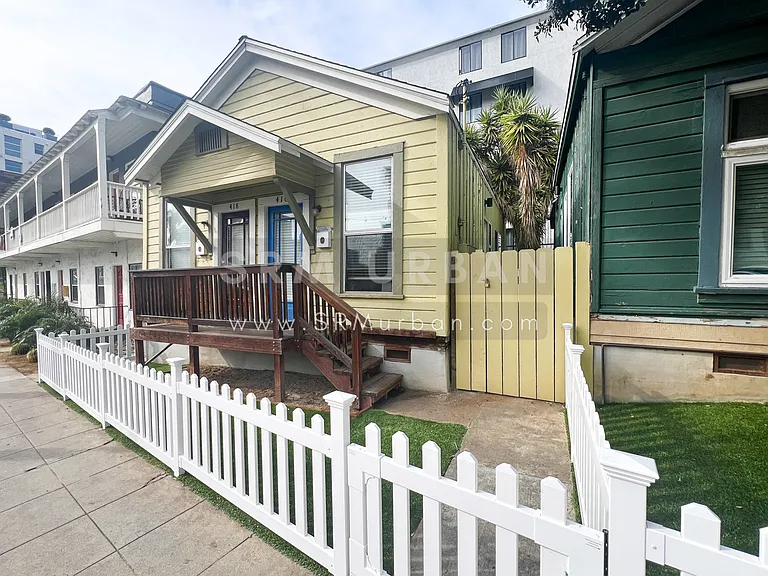 418 W Date St — Photo 1