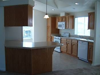 2nd image of 207 Hawaii Cir