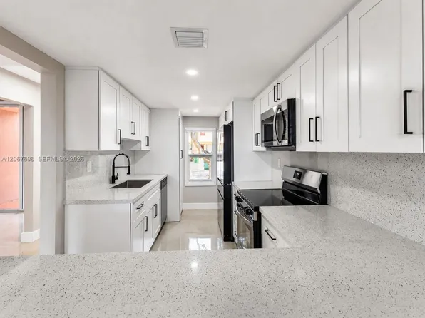 14124 Kendale Lakes Cir #14124, Miami, FL 33183
