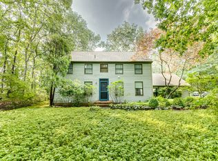 647 Narrow Ln, Bridgehampton, NY 11932