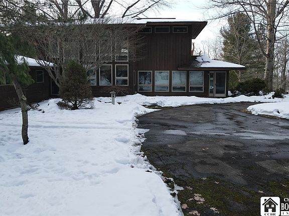 2nd image of 6963 Finley Rd