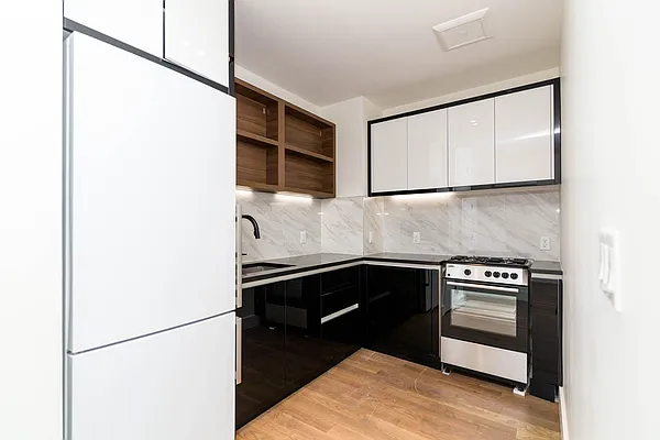 Rented by Nooklyn NYC LLC | media 13