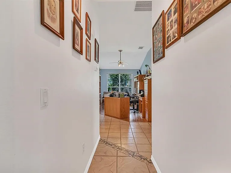 13903 Bluewater Cir — Photo 14