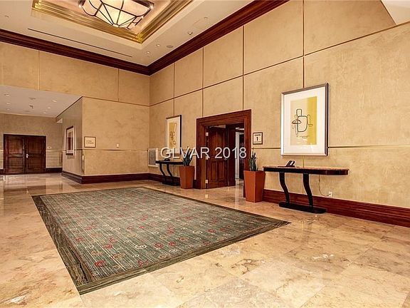 4th image of 135 E Harmon Ave Unit 2021