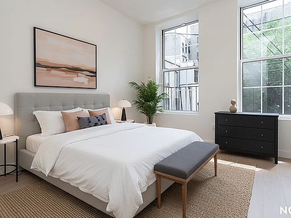 2nd image of 157 Havemeyer St #3