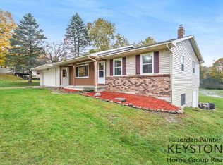10450 Shaner Ave NE, Rockford, MI 49341