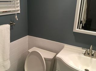 7 Dellwood Dr, Huntington, NY