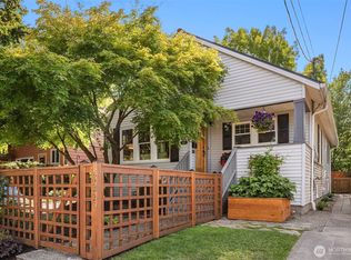 3225 Walnut Ave SW, Seattle, WA 98116