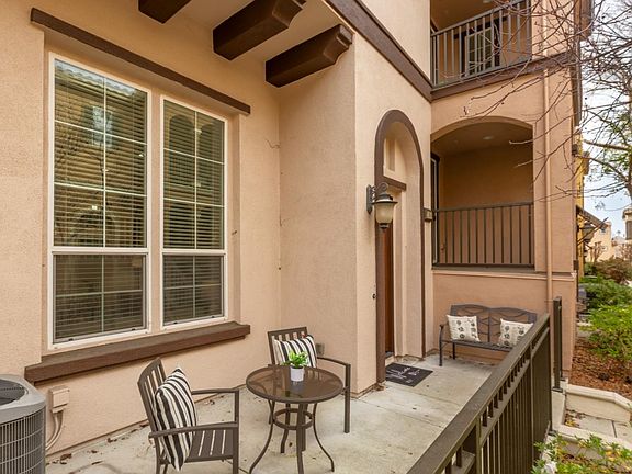 3rd image of 2168 Mendocino Ln