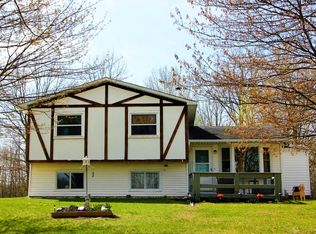 2424 E Shaffer Rd, Midland, MI 48642