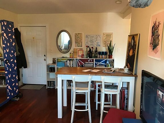 2nd image of 1159 Welling Ct #2