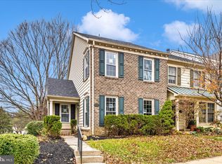 8648 Fountain Valley Dr, Montgomery Village, MD 20886