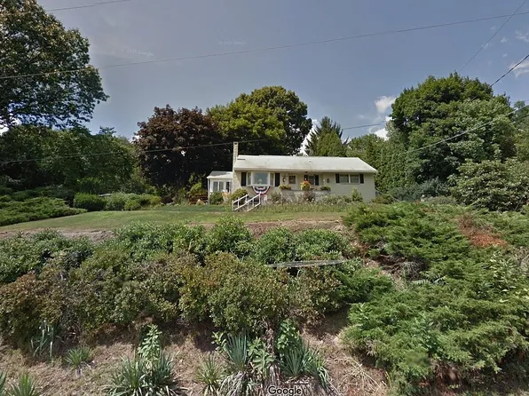 497 1st St, Port Carbon, PA 17965