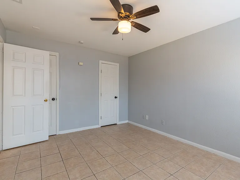 7642 Oak Chase — Photo 15