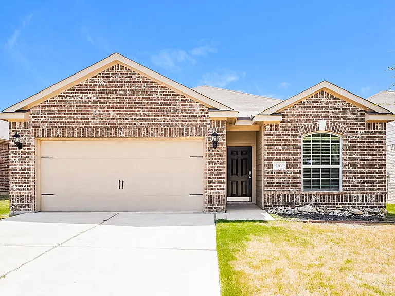 6120 Chalk Hollow Dr — Photo 1
