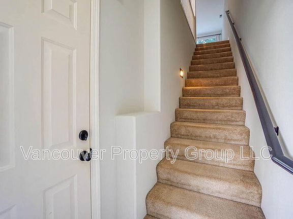3rd image of 8717 NE 17th St