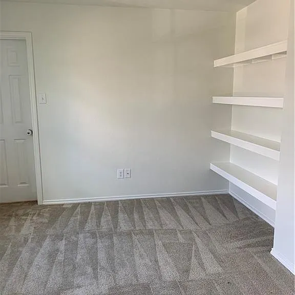 14320 Lake Victor Dr — Photo 15
