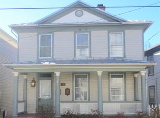 936 W Beverley St, Staunton, VA 24401