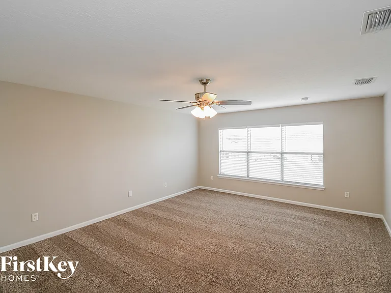8327 Highgate Dr — Photo 12