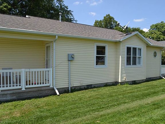 3rd image of 1427 E Willard St