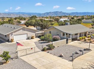 9037 5th Ave, Hesperia, CA 92345