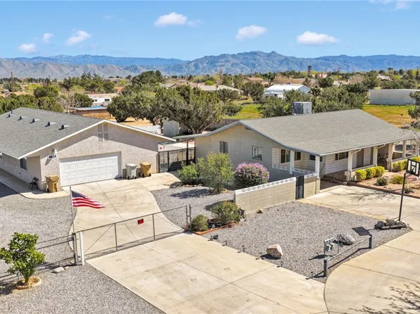 9037 5th Ave, Hesperia, CA 92345