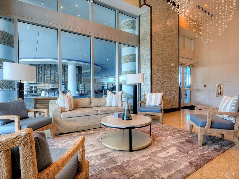 6799 Collins Ave #1506 — Photo 32