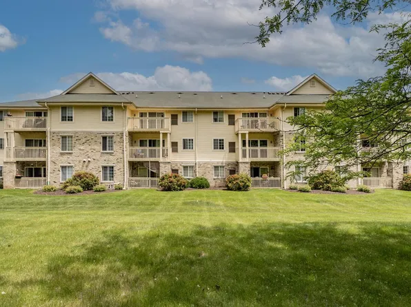 530 Windstone DRIVE #209, Hartland, WI 53029