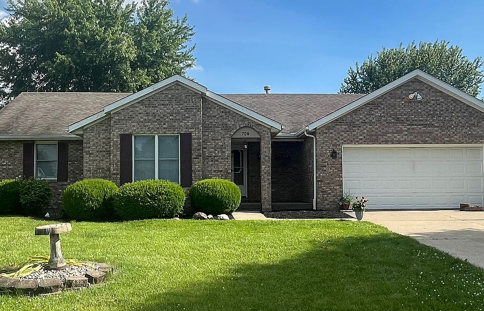 1st image of 709 Willow Dr