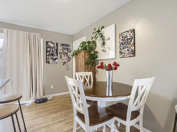 4th image of 2824 Worthington Ave